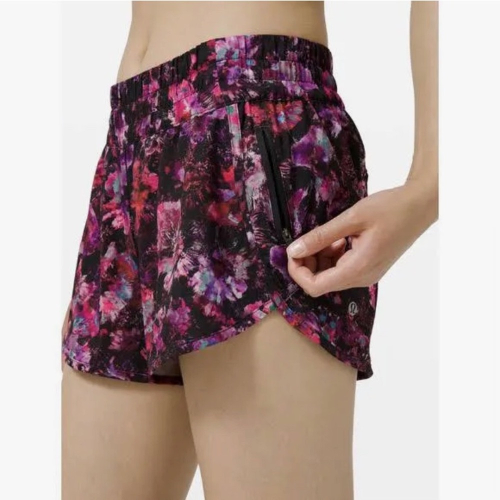 Lululemon Track That Mid-Rise Short 5” Lined “Fluoro Floral” size 8